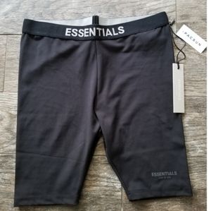 NWT Womens ESSENTIALS bike short size M black